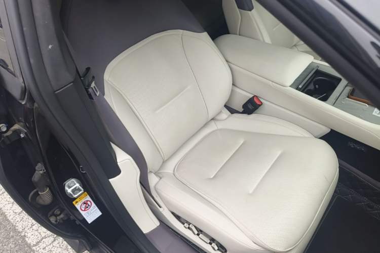 Used Avatr 12 2024 700 Three-Laser Rear-Wheel Drive Luxury Edition Right Front Seat