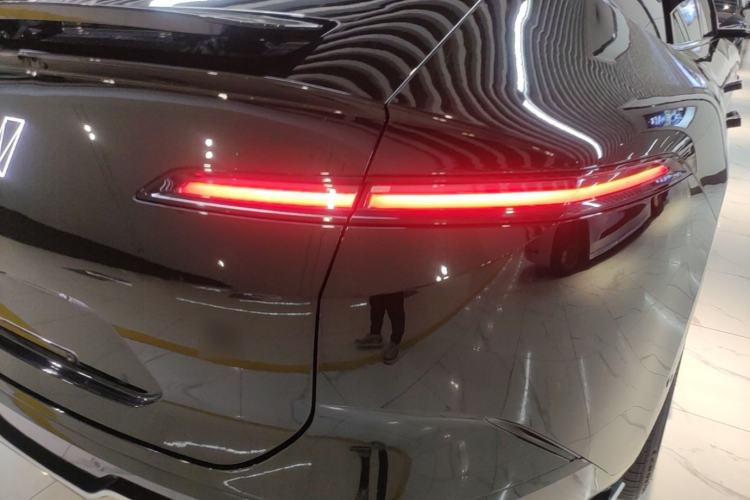 Used Avatr 12 2024 650 Three-Laser Four-Wheel Drive Performance Edition Right Rear Taillight