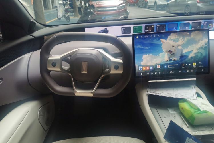 Used Avatr 12 2024 650 Three-Laser Four-Wheel Drive Performance Edition Steering Wheel