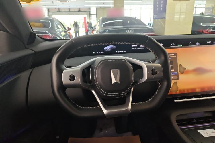 Used Avatr 12 2024 650 Three-Laser Four-Wheel Drive Performance Edition Steering Wheel