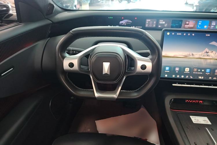 Used Avatr 12 2024 Updated Version 700 Three-Laser Rear-Wheel Drive Luxury Edition Steering Wheel