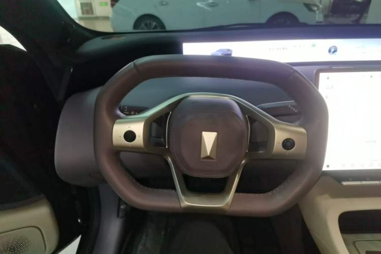 Used Avatr 12 2024 650 Three-Laser Four-Wheel Drive Performance Edition Steering Wheel