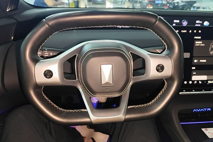 Used Avatr 12 2024 Updated Version 700 Three-Laser Rear-Wheel Drive Luxury Edition Steering Wheel