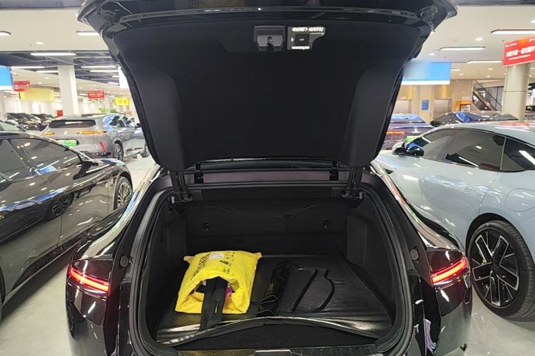 Used Avatr 12 2024 700 Three-Laser Rear-Wheel Drive Luxury Edition Trunk