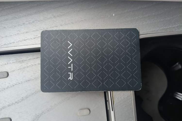 Used Avatr 12 2024 700 Three-Laser Rear-Wheel Drive Luxury Edition Vehicle Key