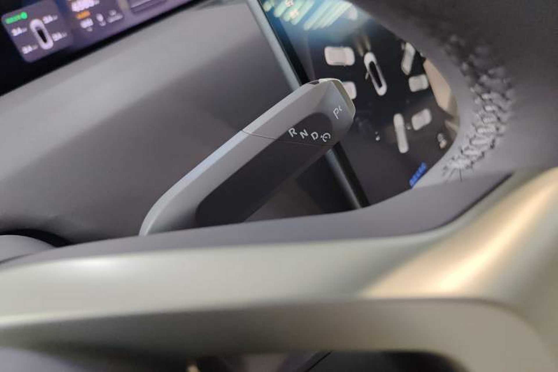 Used Avatr 12 2024 700 Three-Laser Rear-Wheel Drive Luxury Edition Gear Lever