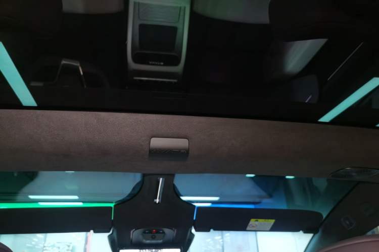 Used Avatr 12 2024 650 Three-Laser Four-Wheel Drive Performance Edition Headliner