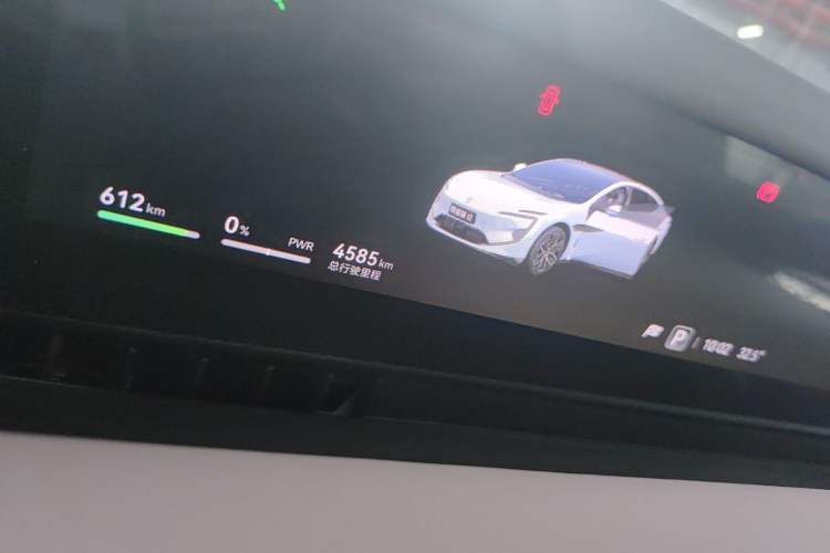 Used Avatr 12 2024 700 Three-Laser Rear-Wheel Drive Luxury Edition Odometer Close Up