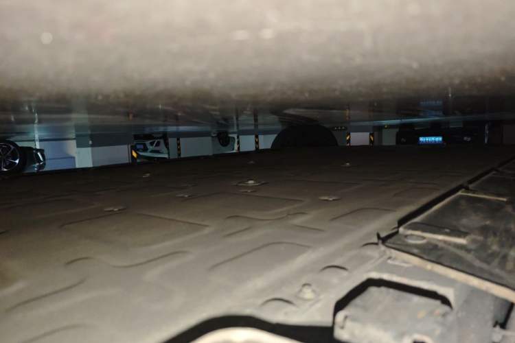 Used Avatr 12 2024 650 Three-Laser Four-Wheel Drive Performance Edition Chassis Front Right