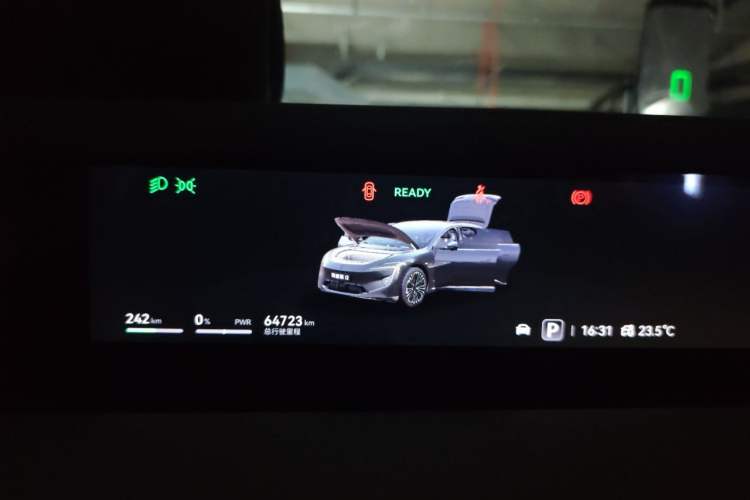 Used Avatr 12 2024 650 Three-Laser Four-Wheel Drive Performance Edition Instrument Cluster