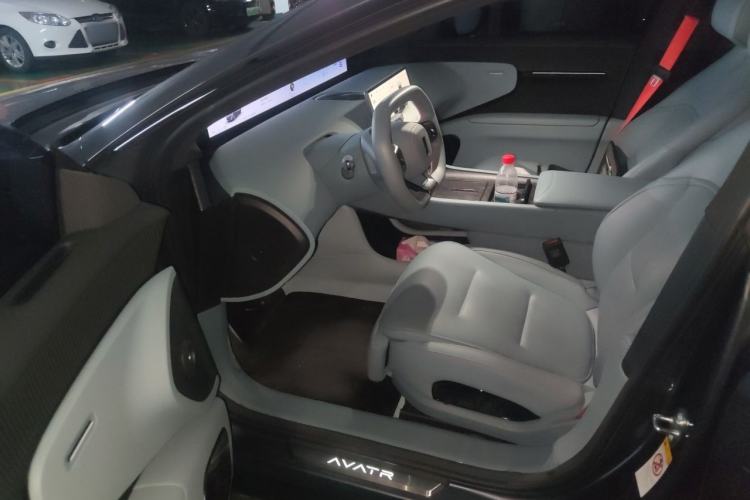 Used Avatr 12 2024 650 Three-Laser Four-Wheel Drive Performance Edition Driver Seat