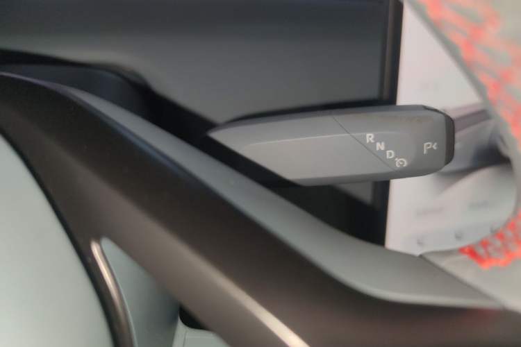 Used Avatr 12 2024 650 Three-Laser Four-Wheel Drive Performance Edition Gear Lever
