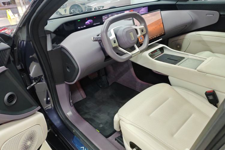 Used Avatr 12 2024 700 Three-Laser Rear-Wheel Drive Luxury Edition Interior 2