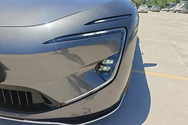 Used Avatr 12 2024 650 Three-Laser Four-Wheel Drive Performance Edition Left Front Headlight