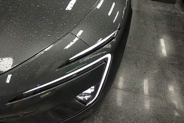 Used Avatr 12 2024 Updated Version 700 Three-Laser Rear-Wheel Drive Luxury Edition Left Front Headlight