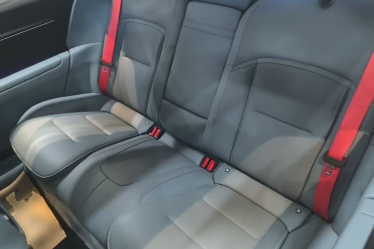 Used Avatr 12 2024 650 Three-Laser Four-Wheel Drive Performance Edition Left Rear Seat