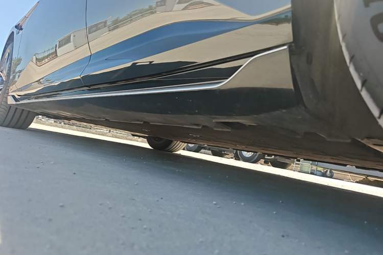 Used Avatr 12 2024 650 Three-Laser Four-Wheel Drive Performance Edition Left Side Sill