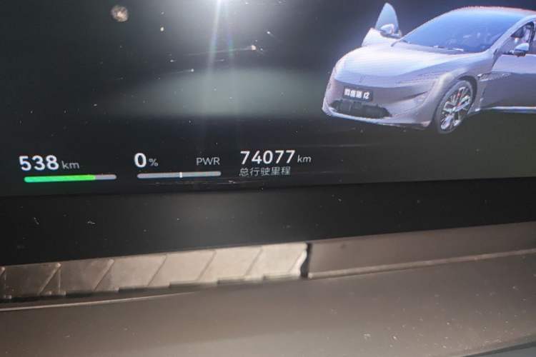 Used Avatr 12 2024 Updated Version 700 Three-Laser Rear-Wheel Drive Luxury Edition Odometer Close Up