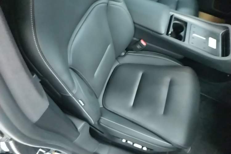 Used Avatr 12 2024 Updated Version 700 Three-Laser Rear-Wheel Drive Luxury Edition Right Front Seat