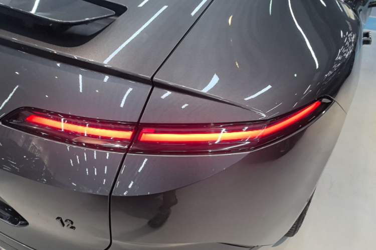 Used Avatr 12 2024 650 Three-Laser Four-Wheel Drive Performance Edition Right Rear Taillight