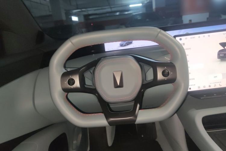 Used Avatr 12 2024 650 Three-Laser Four-Wheel Drive Performance Edition Steering Wheel