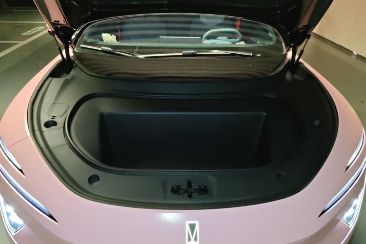 Used Avatr 12 2024 Updated Version 700 Three-Laser Rear-Wheel Drive Luxury Edition Engine Bay