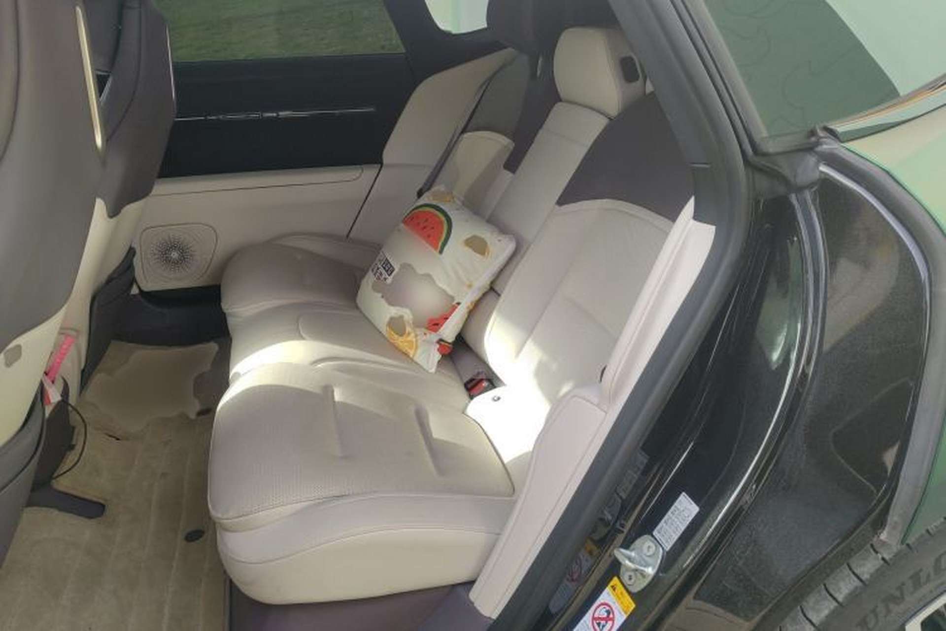 Used Avatr 12 2024 700 Three-Laser Rear-Wheel Drive Luxury Edition Left Rear Seat