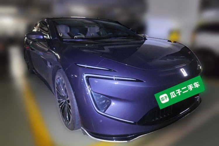 Used Avatr 12 2024 700 Three-Laser Rear-Wheel Drive Luxury Edition Front Right 45 Deg