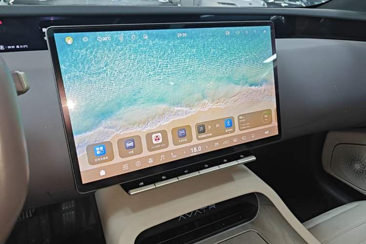 Used Avatr 12 2024 700 Three-Laser Rear-Wheel Drive Luxury Edition Audio And AC Panel