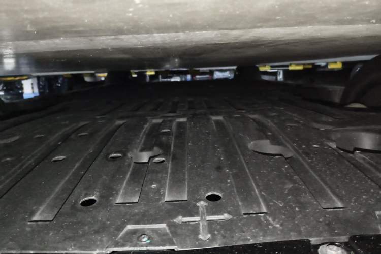 Used Avatr 12 2024 700 Three-Laser Rear-Wheel Drive Smart Enjoyment Version Chassis Front
