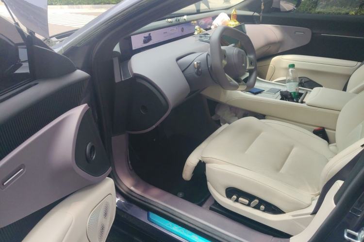 Used Avatr 12 2024 700 Three-Laser Rear-Wheel Drive Luxury Edition Driver Seat