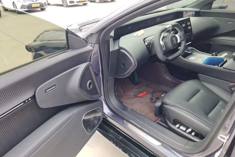 Used Avatr 12 2024 700 Three-Laser Rear-Wheel Drive Luxury Edition Driver Seat
