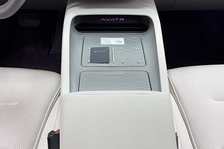 Used Avatr 12 2024 650 Three-Laser Four-Wheel Drive Performance Edition Exterior 15