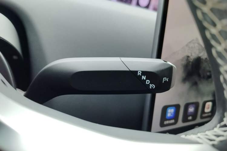 Used Avatr 12 2024 700 Three-Laser Rear-Wheel Drive Luxury Edition Gear Lever