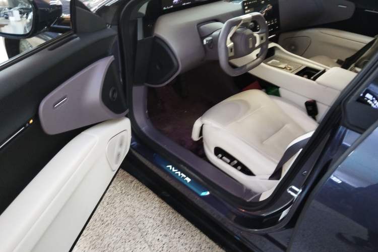 Used Avatr 12 2024 650 Three-Laser Four-Wheel Drive Performance Edition Interior 3