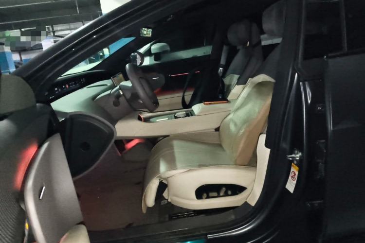 Used Avatr 12 2024 700 Three-Laser Rear-Wheel Drive Smart Enjoyment Version Left Front Seat