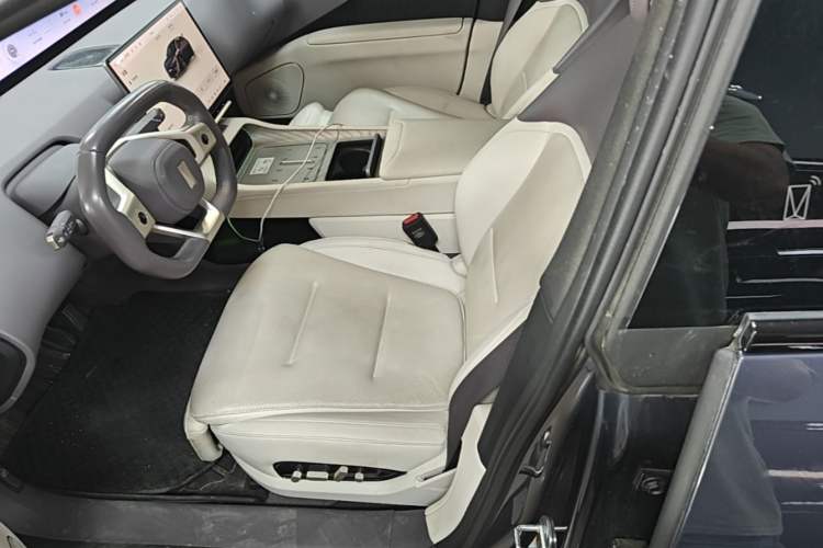 Used Avatr 12 2024 700 Three-Laser Rear-Wheel Drive Luxury Edition Left Front Seat