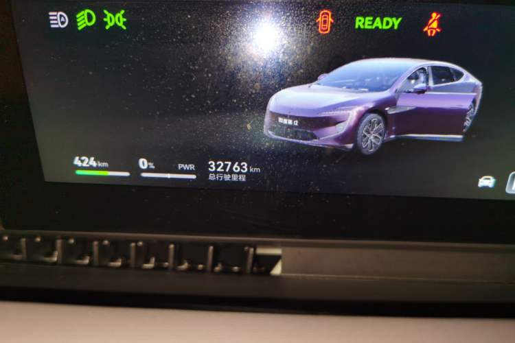 Used Avatr 12 2024 700 Three-Laser Rear-Wheel Drive Luxury Edition Odometer Close Up