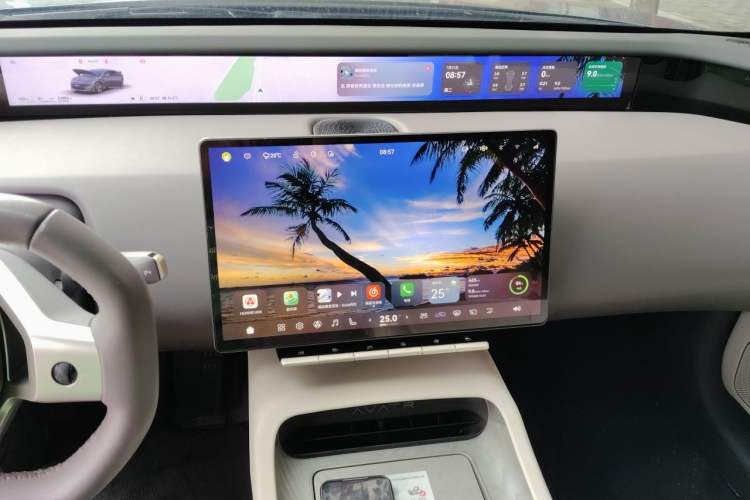 Used Avatr 12 2024 Updated Version 700 Three-Laser Rear-Wheel Drive Luxury Edition Audio And AC Panel