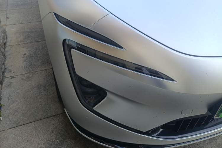 Used Avatr 12 2024 700 Three-Laser Rear-Wheel Drive Luxury Edition Right Front Headlight