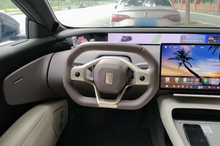 Used Avatr 12 2024 Updated Version 700 Three-Laser Rear-Wheel Drive Luxury Edition Steering Wheel