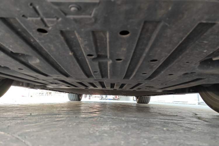 Used Avatr 12 2024 700 Three-Laser Rear-Wheel Drive Luxury Edition Chassis Front
