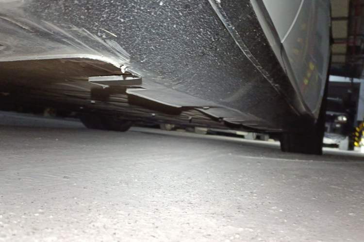 Used Avatr 12 2024 700 Three-Laser Rear-Wheel Drive Luxury Edition Chassis Rear Right