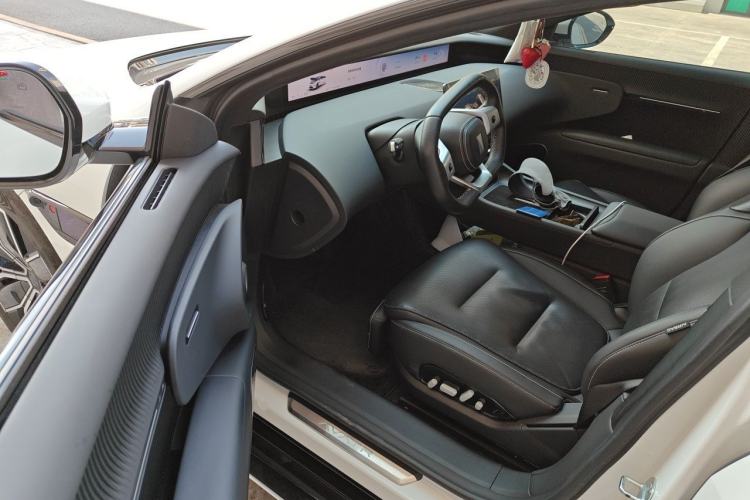 Used Avatr 12 2024 700 Three-Laser Rear-Wheel Drive Luxury Edition Driver Seat