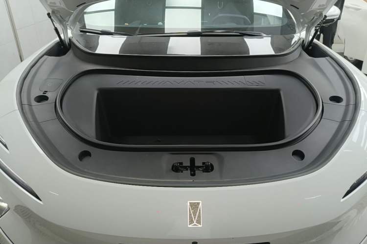 Used Avatr 12 2024 700 Three-Laser Rear-Wheel Drive Luxury Edition Engine Bay