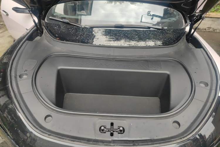Used Avatr 12 2024 650 Three-Laser Four-Wheel Drive Performance Edition Engine Bay