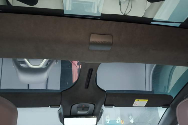 Used Avatr 12 2024 700 Three-Laser Rear-Wheel Drive Luxury Edition Headliner