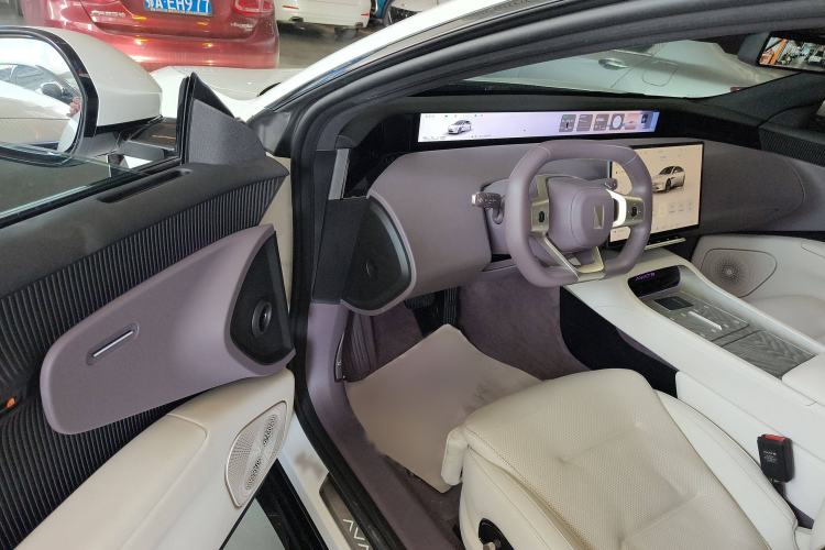 Used Avatr 12 2024 700 Three-Laser Rear-Wheel Drive Luxury Edition Interior 3