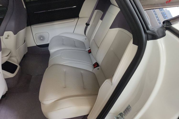 Used Avatr 12 2024 700 Three-Laser Rear-Wheel Drive Luxury Edition Interior 4