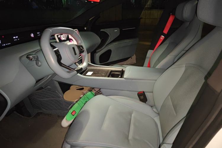 Used Avatr 12 2024 700 Three-Laser Rear-Wheel Drive Luxury Edition Left Front Seat